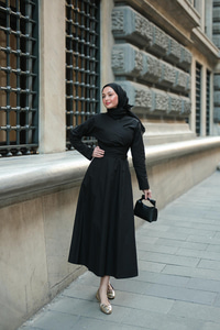 Kendinden Bağlamalı Poplin Elbise Siyah