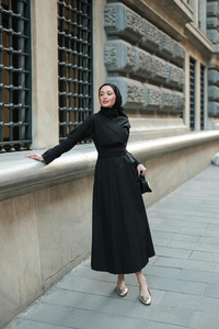 Kendinden Bağlamalı Poplin Elbise Siyah