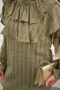 Kendinden Çizgi Desenli Yaka Büzgülü Tunik Yeşil