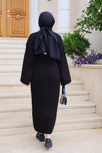 Kendinden Desenli Bel Bağlamalı Elbise Siyah