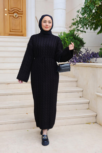 Kendinden Desenli Bel Bağlamalı Elbise Siyah