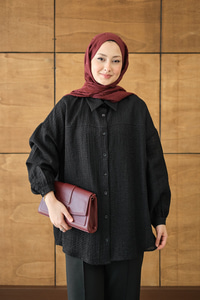 Kendinden Desenli Bel Bağlamalı Siyah