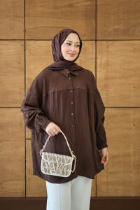 Kendinden Desenli Biyeli Gömlek Kahverengi