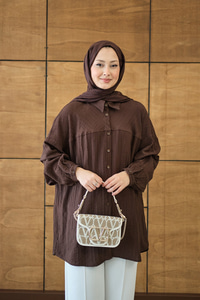 Kendinden Desenli Biyeli Gömlek Kahverengi