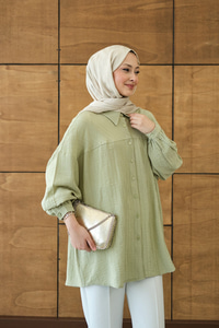 Kendinden Desenli Biyeli Gömlek Su Yeşil