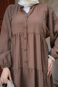 Kendinden Desenli Elbise Kahverengi