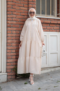 Kendinden Desenli Elbise Krem