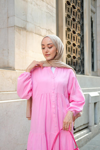 Kendinden Desenli Elbise Pembe