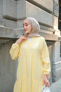 Kendinden Desenli Elbise Sarı