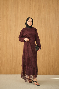 Kendinden Desenli Etekli Takım Bordo