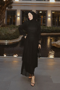 Kendinden Desenli Etekli Takım Siyah