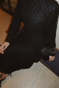 Kendinden Desenli Etekli Takım Siyah