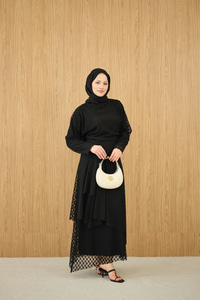 Kendinden Desenli Etekli Takım Siyah