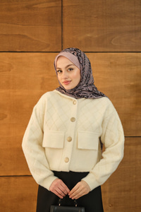 Kendinden Desenli Kapüşonlu Hırka Ekru