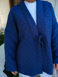 Kendinden Desenli Ön Bağlamalı Kimono Lacivert