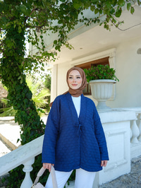 Kendinden Desenli Ön Bağlamalı Kimono Lacivert