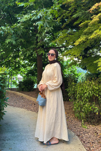 Kendinden Desenli Oversize Elbise Krem