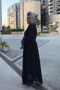 Kendinden Desenli Oversize Elbise Siyah