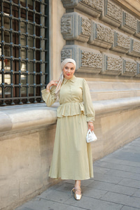 Kendinden Desenli Takım Fıstık Yeşil