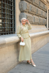 Kendinden Desenli Takım Fıstık Yeşil