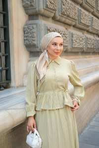 Kendinden Desenli Takım Fıstık Yeşil