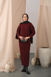 Kendinden Desenli Triko Elbise Bordo