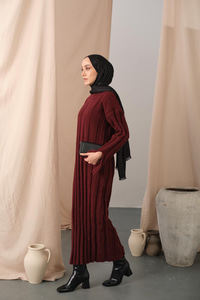 Kendinden Desenli Triko Elbise Bordo