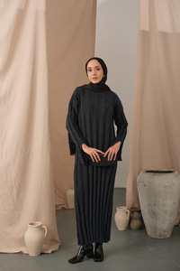 Kendinden Desenli Triko Elbise Petrol Mavi