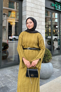 Kendinden Desenli Triko Elbise Yağ Yeşil