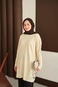 Kendinden Desenli Triko Tunik Krem