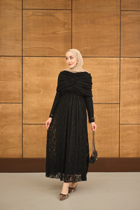 Kendinden Desenli Tül Detay Beli Lastikli Elbise Siyah