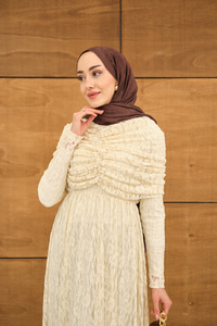 Kendinden Desenli Tül Detay Beli Lastikli Elbise Krem