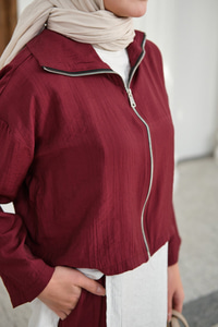 Kendinden Desenli Üçlü Takım Bordo