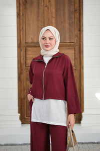 Kendinden Desenli Üçlü Takım Bordo