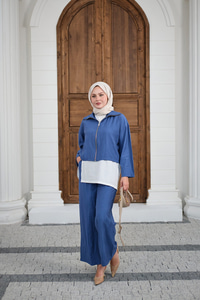 Kendinden Desenli Üçlü Takım Mavi