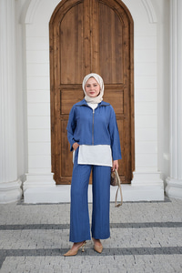 Kendinden Desenli Üçlü Takım Mavi