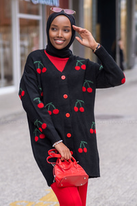 Uygun Fiyatlı KIRAZ DESEN TRIKO HIRKA SIYAH | Loccomoda.com 