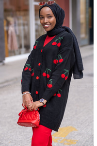 Uygun Fiyatlı KIRAZ DESEN TRIKO HIRKA SIYAH | Loccomoda.com 