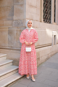 Kiraz Ve Çicek Desenli Elbise Kırmızı