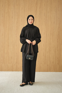 Kırışık Desen Bel Bağlamalı Gömlek Yaka Takım Siyah