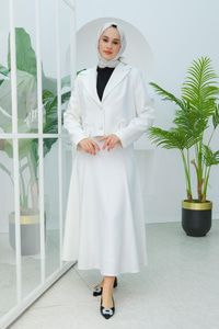 Kısa Fiyonk Detaylı Etek Takım Ekru