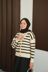 Kısa Triko Hırka Beyaz