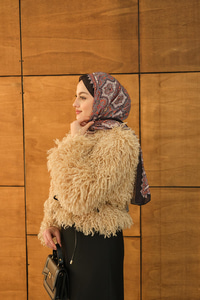 Kıvırcık Detay Kürk Kaban Krem