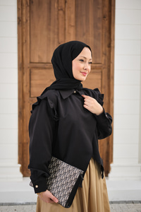 Kol Büzgülü Broş Detay Gömlek Siyah