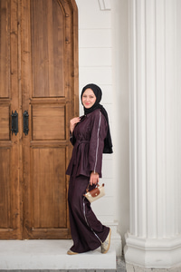 Kol Fermuar Detaylı Bel Bağlamalı Tek Düğmeli Takım Mürdüm