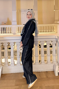 Kol Fermuar Detaylı Bel Bağlamalı Tek Düğmeli Takım Lacivert