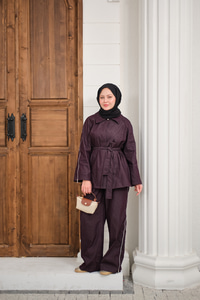 Kol Fermuar Detaylı Bel Bağlamalı Tek Düğmeli Takım Mürdüm