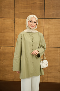 Kol Manşetli Düğme Detaylı Gömlek Yeşil