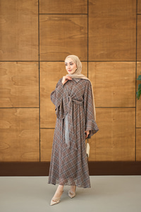 Kol Volanlı Ekose Desen Şifon Elbise Vizon