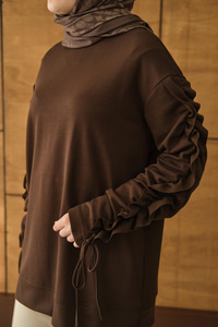 Kolları Büzgü Detay Tunik Kahverengi